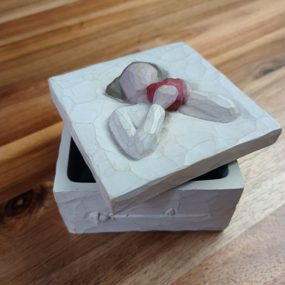 Willow Tree by Susan‎ Lordi From the Heart Trinket Keepsake Box Memory Jewelry